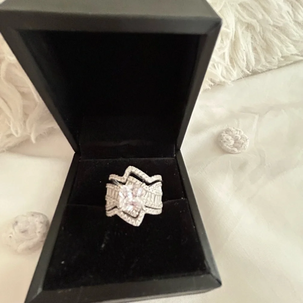 Silver Ring. - Picture 3 of 6